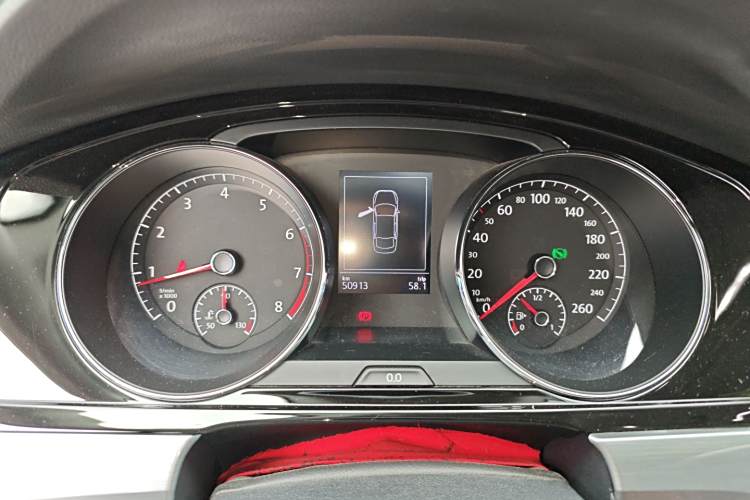 Volkswagen Lamando 2017 immagine di auto #13