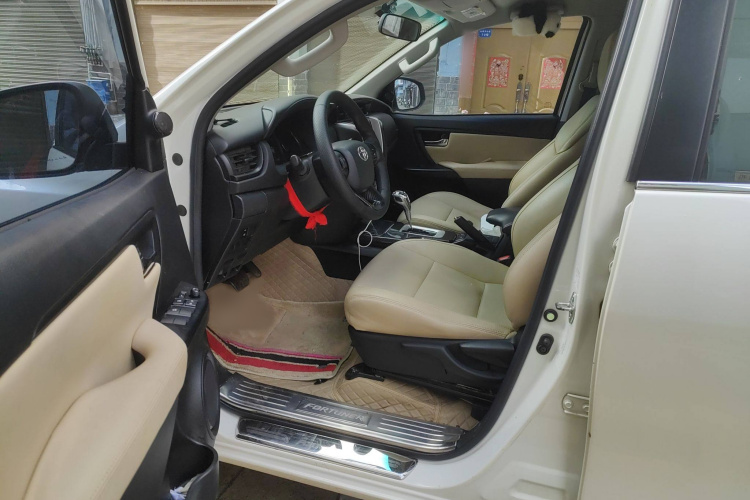 Toyota Fortuner 2018 #13 Toyota Fortuner 2018 immagine di auto #13