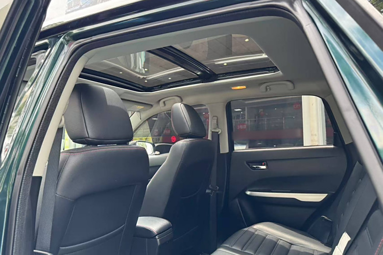 铃木 维特拉 2018 汽车图片 #13