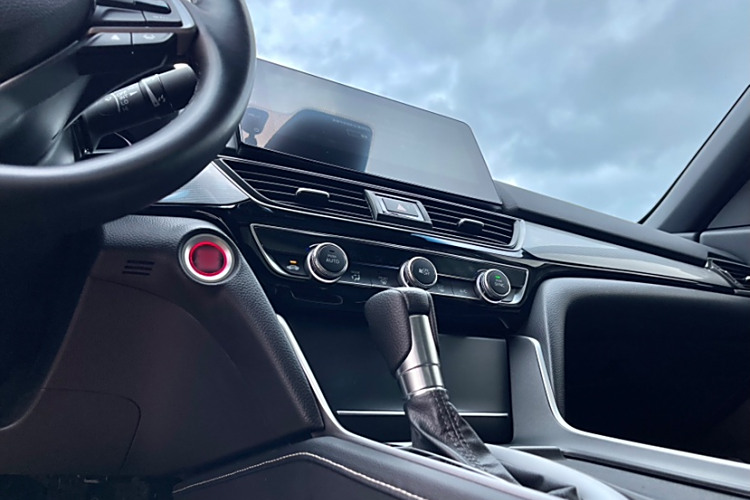 Honda Inspire 2022 car image #13