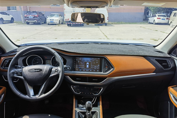 Zotye T300 2018 изображение автомобиля #13