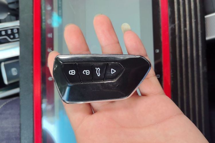 GEELY Emgrand GS 2019 #13 GEELY Emgrand GS 2019 car image #13