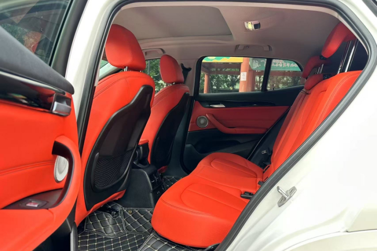 BMW X2 2023 car image #13