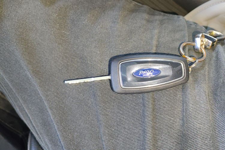 Ford Focus (Imported) 2014 car image #13