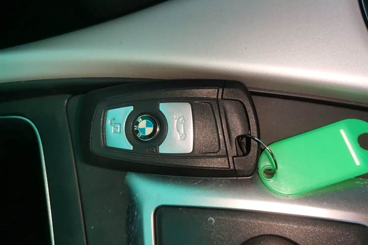 BMW 1 Series (Imported) 2019 #13 BMW 1 Series (Imported) 2019 car image #13