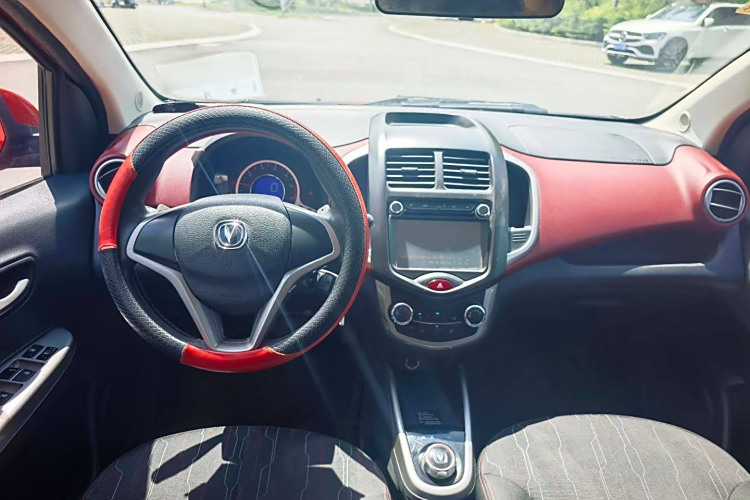 Changan BenBen 2015 #13 Changan BenBen 2015 صورة سيارة #13