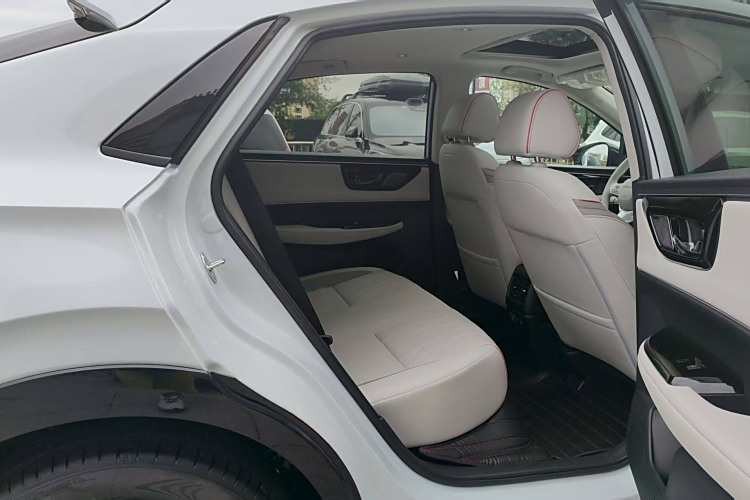 Honda e:NS2 2025 car image #13