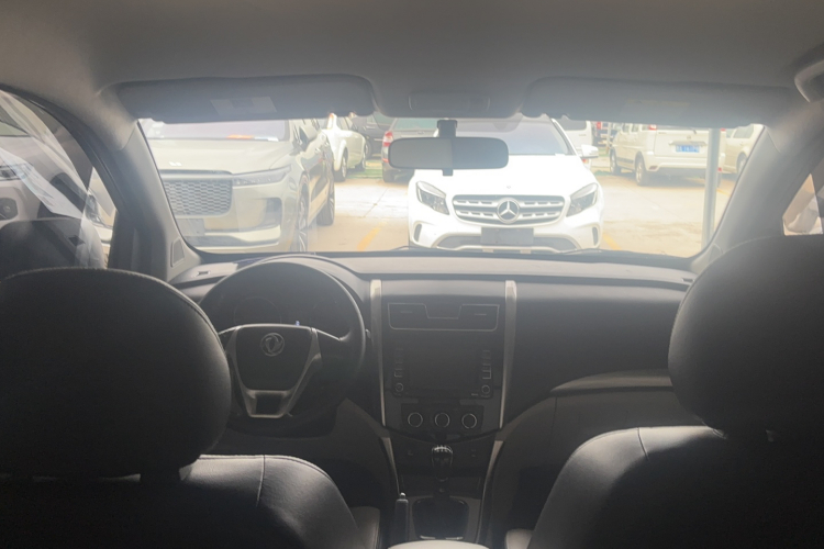 Forthing S500 2015 car image #13