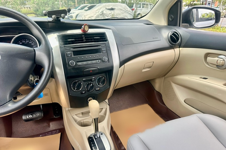 日产 骊威 2018 汽车图片 #13