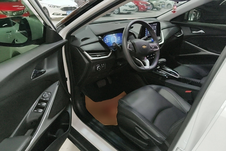 Chevrolet Charm 2023 car image #13