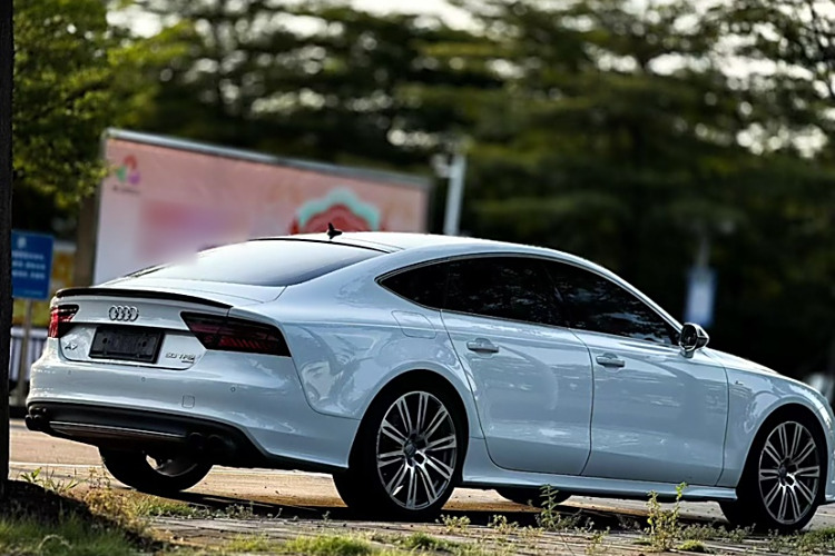 Audi A7 2015 immagine di auto #13