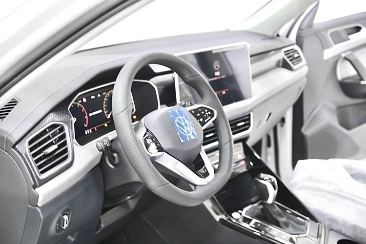 Volkswagen Tayron X #13 Volkswagen Tayron X car image #13