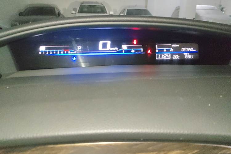 Honda Jade 2018 car image #13