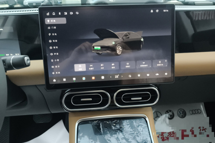 零跑汽车 零跑C01 2025 汽车图片 #13