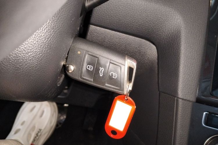 Volkswagen Golf Pure Electric 2020 #13 Volkswagen Golf Pure Electric 2020 image de voiture #13