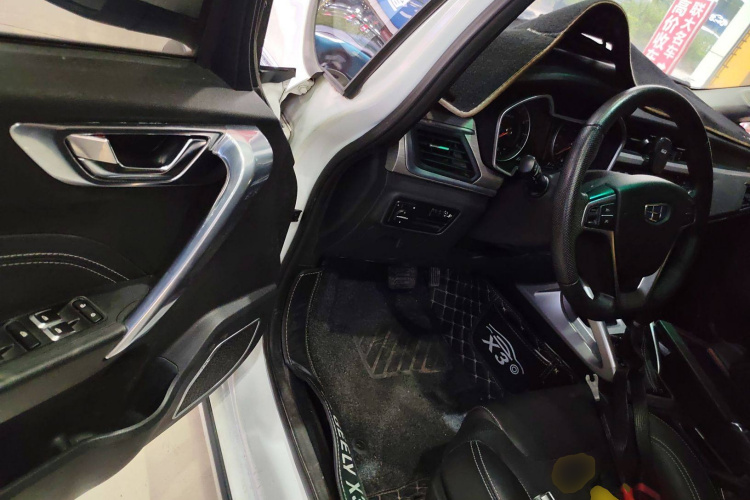 Vision X3 2018 #13 Vision X3 2018 car image #13