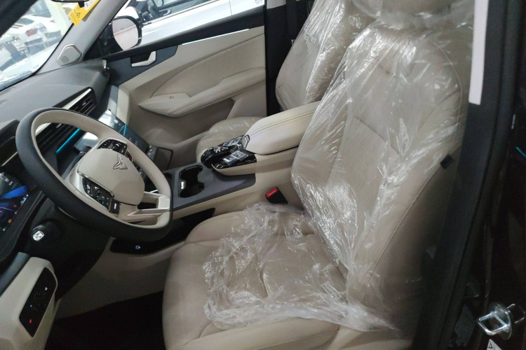 Kaiyi Kunlun New Energy 2025 #13 Kaiyi Kunlun New Energy 2025 car image #13