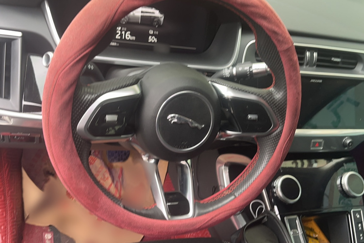 2020 car image #13