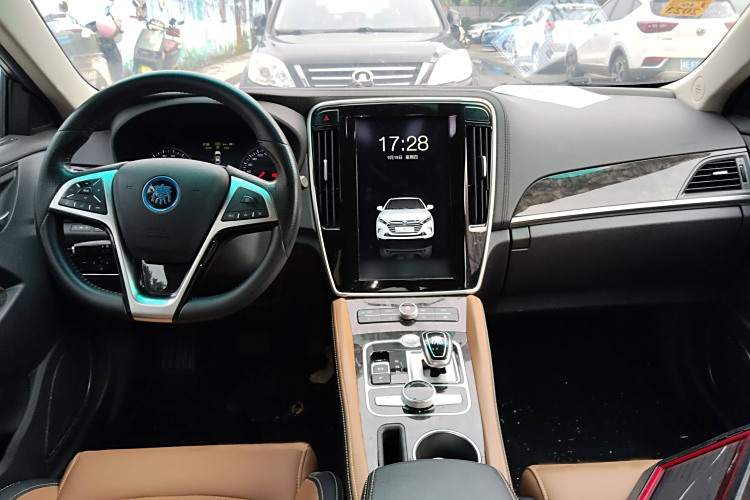 BYD Qin New Energy 2018 car image #13