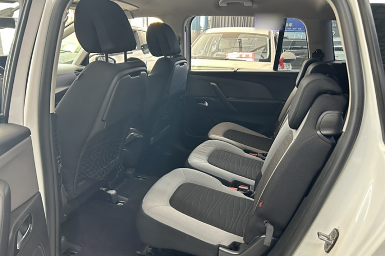 Citroen C4 PICASSO 2017 صورة سيارة #13