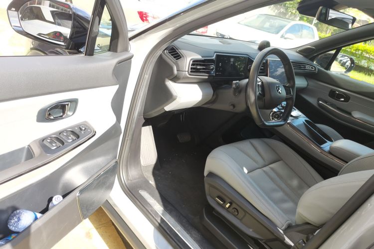 蔚来 蔚来ES8 2022 汽车图片 #13