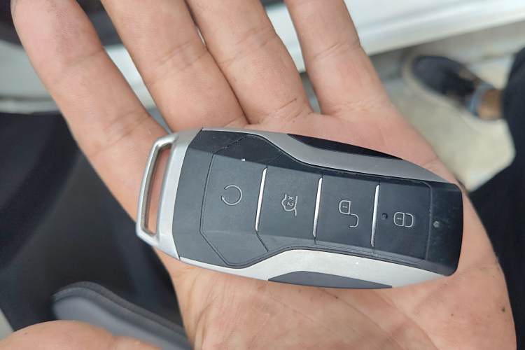 BYD Qin Pro 2019 #13 BYD Qin Pro 2019 car image #13