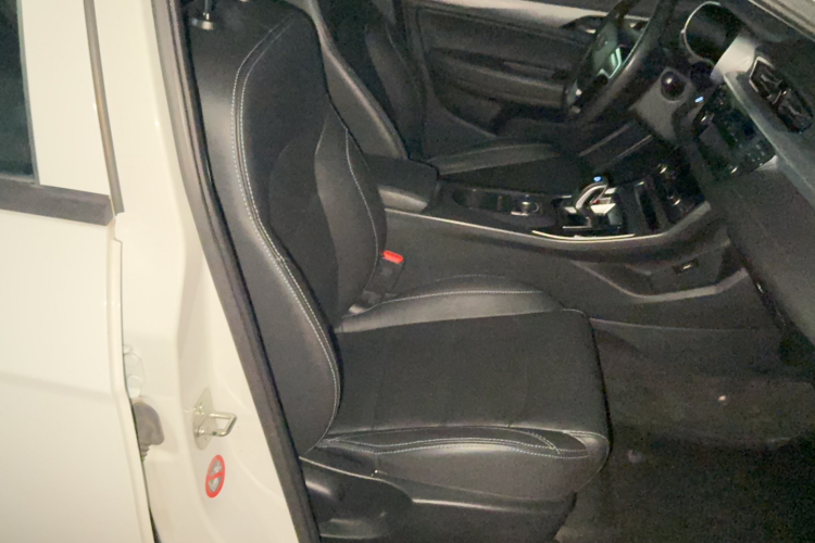 GEELY Emgrand New Energy 2019 car image #13