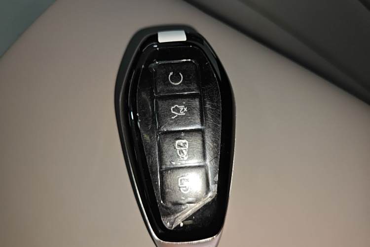 Denza N9 2025 imagem de carro #13