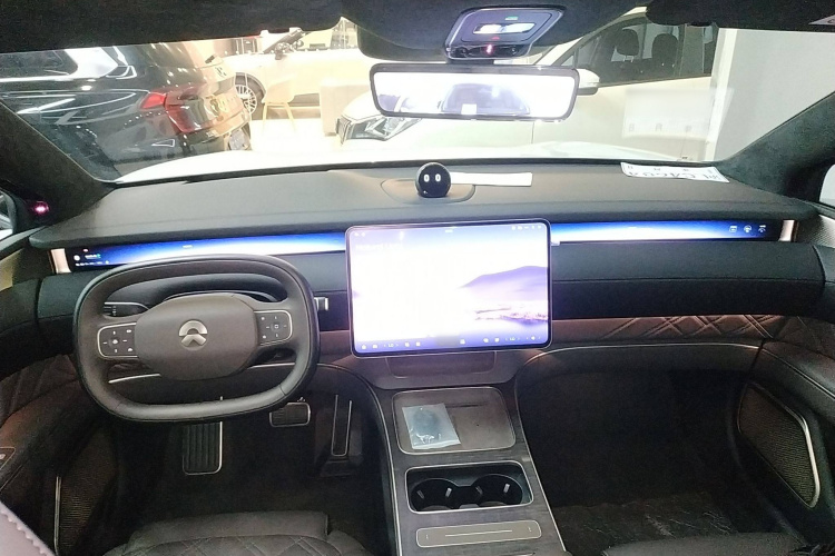 NIO ET9 2024 изображение автомобиля #13