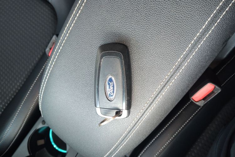 福特 福克斯 2020 汽车图片 #13