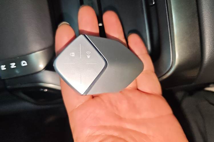 Deepal G318 2024 immagine di auto #13