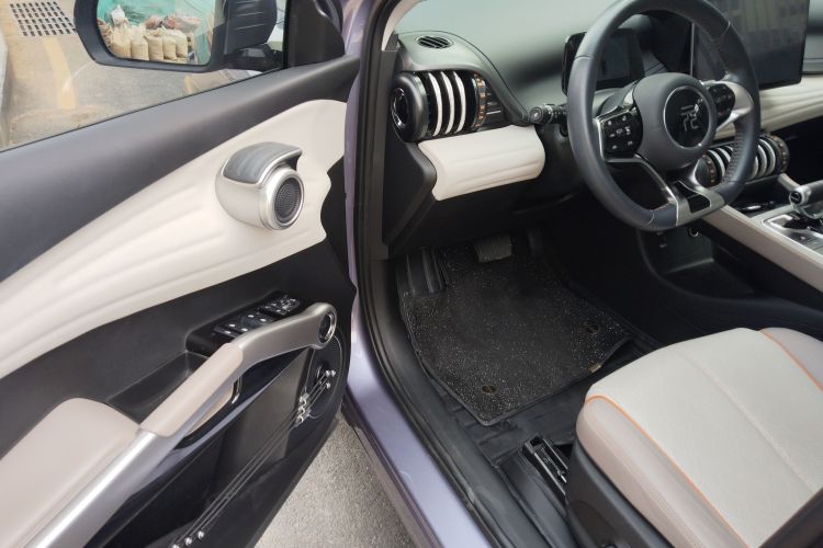 BYD Yuan 2024 car image #13