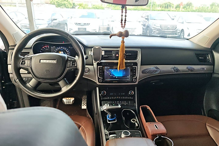 Haval H8 2018 изображение автомобиля #13