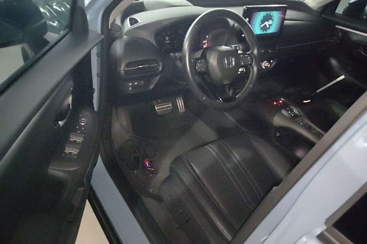 Honda ZR-V 2023 #13 Honda ZR-V 2023 car image #13