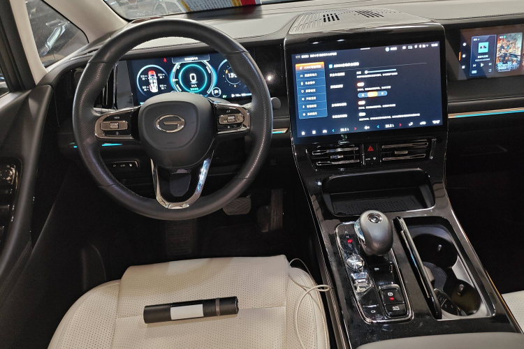 GAC Trumpchi E9 2023 #13 GAC Trumpchi E9 2023 изображение автомобиля #13