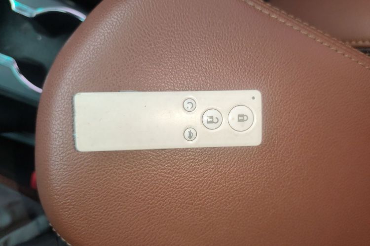 BYD G5 2017 #13 BYD G5 2017 car image #13