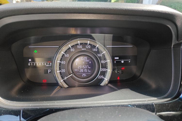 Honda Elysion 2016 imagen de coche #13