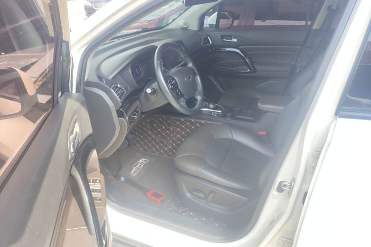 GAC Trumpchi GS4 New Energy 2018 car image #13