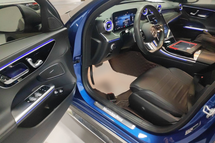 Mercedes-Benz C Class New Energy 2022 car image #13