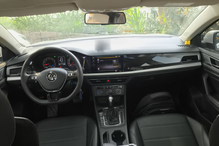 Volkswagen Lavida 2021 car image #13