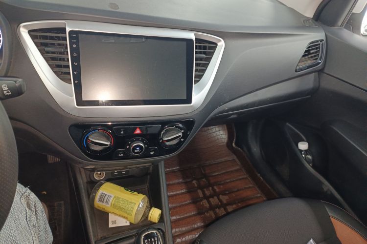 Hyundai Verna RV 2017 #13 Hyundai Verna RV 2017 immagine di auto #13