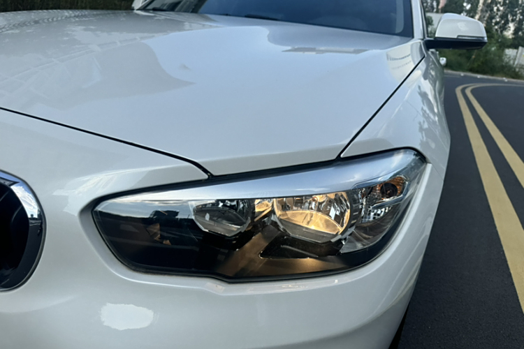 BMW 1 Series (Imported) 2018 car image #13