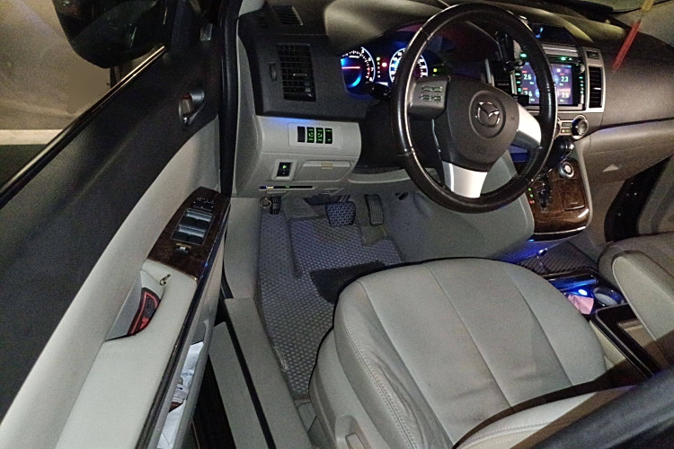 马自达 马自达8(进口) 2011 汽车图片 #13