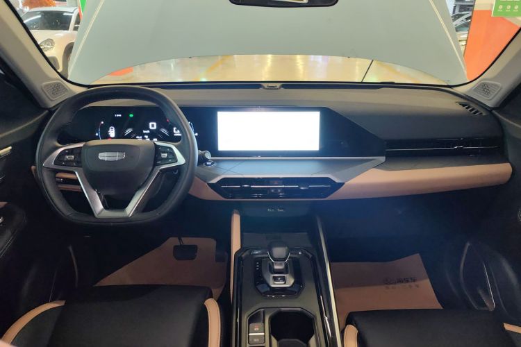 GEELY OkavangoPRO 2025 #13 GEELY OkavangoPRO 2025 car image #13