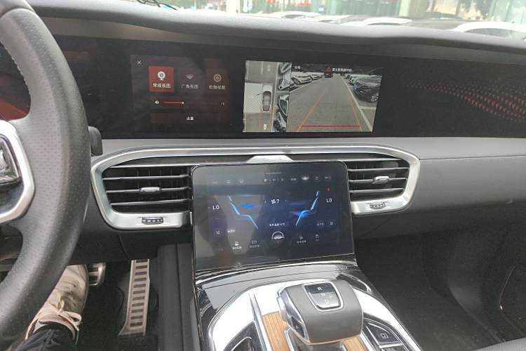 HongQi E-HS9 2023 #13 HongQi E-HS9 2023 car image #13