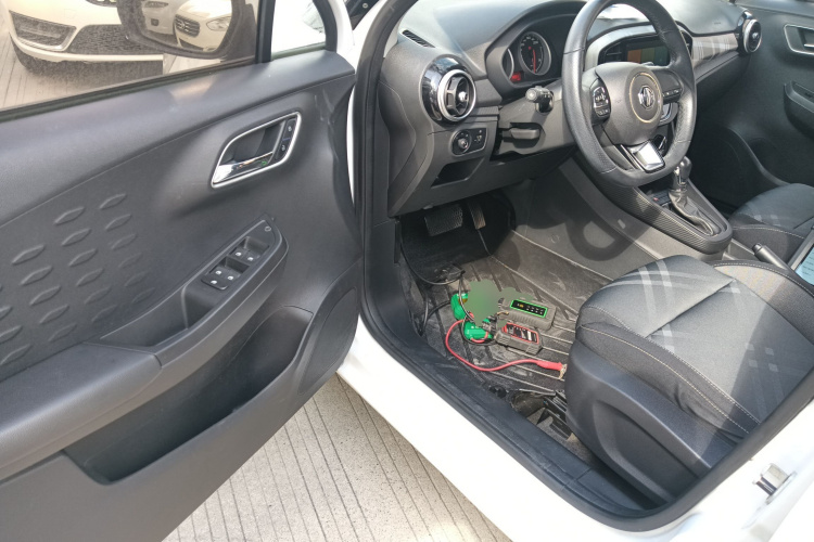 MG 3 2018 car image #13