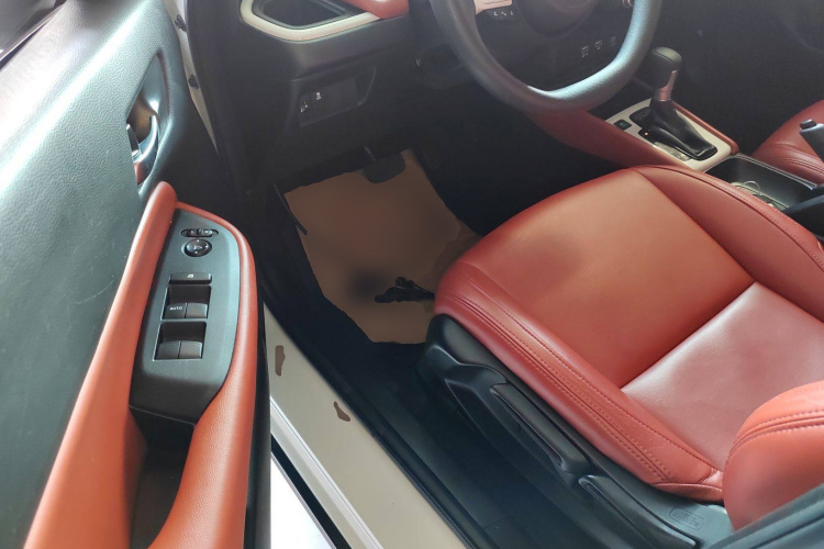 Honda LIFE 2022 car image #13