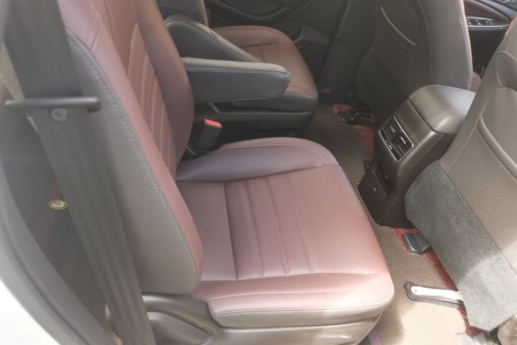 Changan Linmax 2018 car image #13