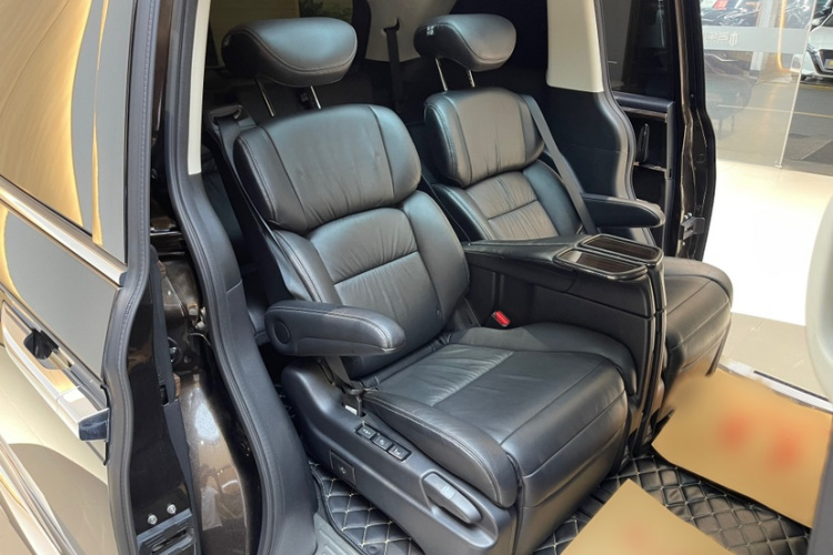 Honda Elysion 2019 imagen de coche #13