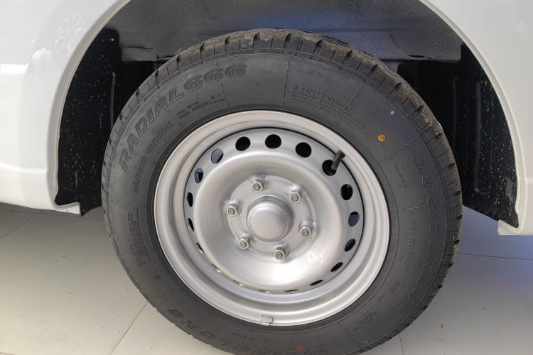 五菱汽车 五菱扬光电卡 2025 汽车图片 #13